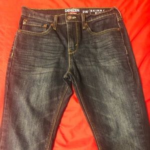 Levi’s skinny jeans teen